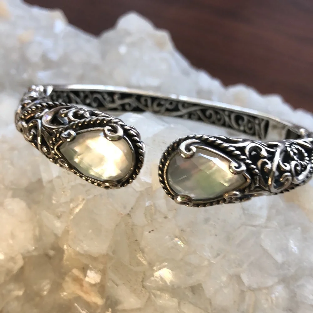 NWOT Carolyn Pollack Sterling Silver White Mother o Pearl Hinged Bangle Bracelet